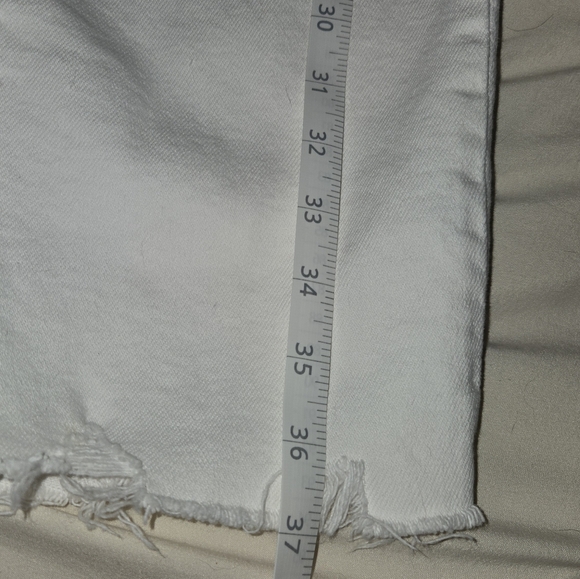 Just Black Denim | White Cropped Women's Jeans - Picture 5 of 6